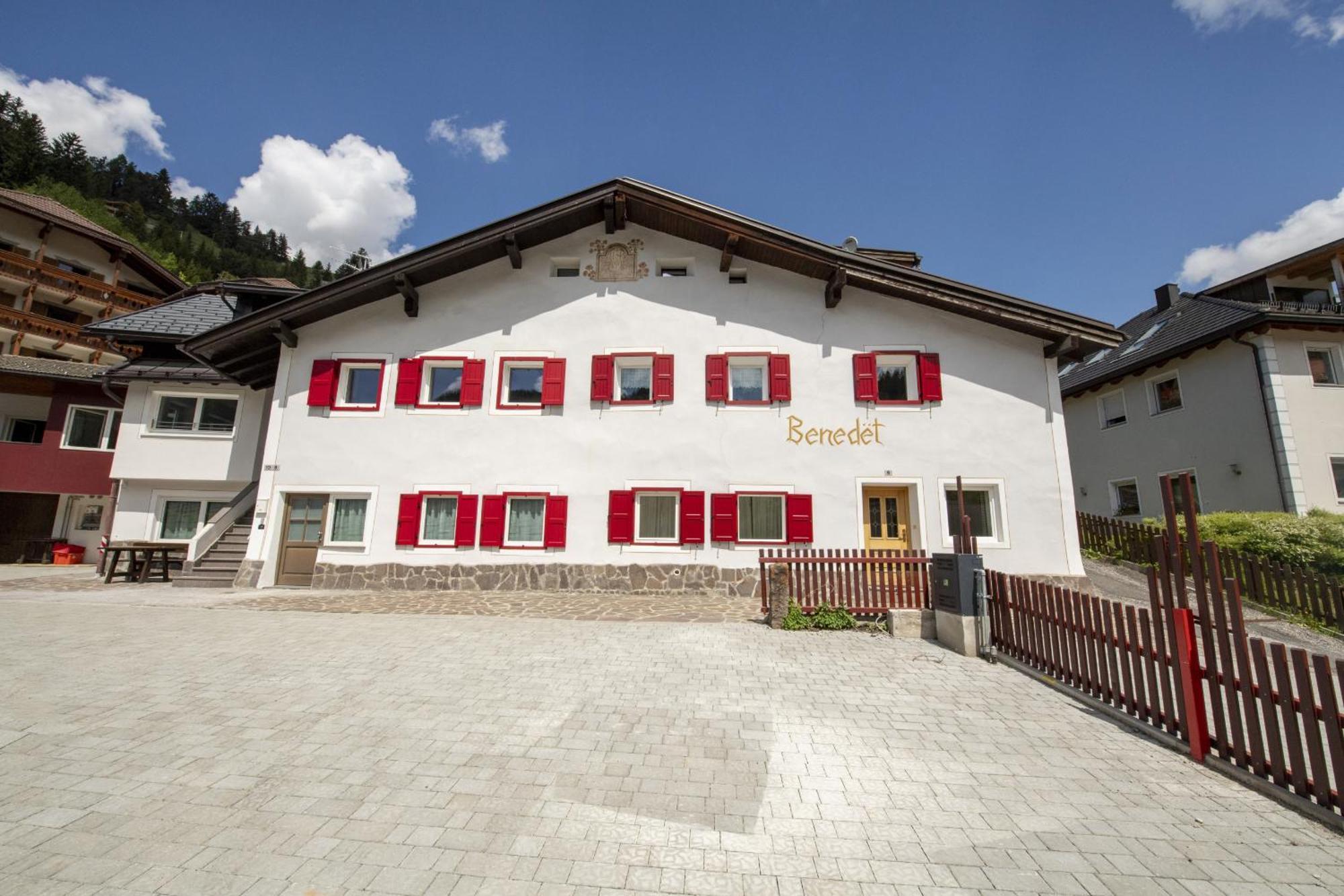 Dolomites Apartments Cesa Benedet Santa Cristina Val Gardena Bagian luar foto